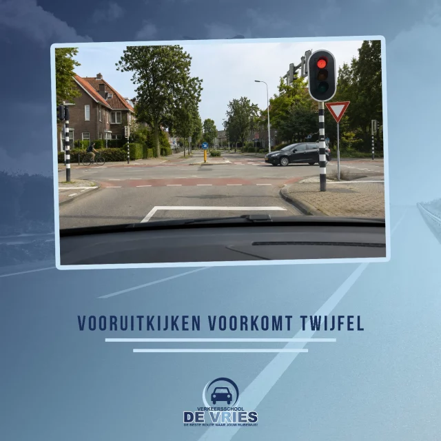 𝑽𝒐𝒐𝒓𝒖𝒊𝒕𝒌𝒊𝒋𝒌𝒆𝒏 𝒗𝒐𝒐𝒓𝒌𝒐𝒎𝒕 𝒕𝒘𝒊𝒋𝒇𝒆𝒍

In het verkeer draait het om vooruitkijken. Zie je op tijd wat er gebeurt, dan hoef je minder plotseling te reageren. Dat geeft rust, overzicht en voorkomt gevaarlijke situaties.

Bij Verkeersschool De Vries leren we je niet alleen rijden, maar vooral denken als een bestuurder. Kijken, inschatten en op tijd beslissen.

Zo stap je straks niet gespannen, maar zelfverzekerd achter het stuur.

#rijles #rijbewijs #rijopleiding #rijopleidingen #rijlessen #autorijles #autorijschool #rijschool #verkeersschool #auto #autos #rismethode #denhaag #zoetermeer #rijswijk #leidschendam #voorburg #delft #scheveningen #autisme #adhd