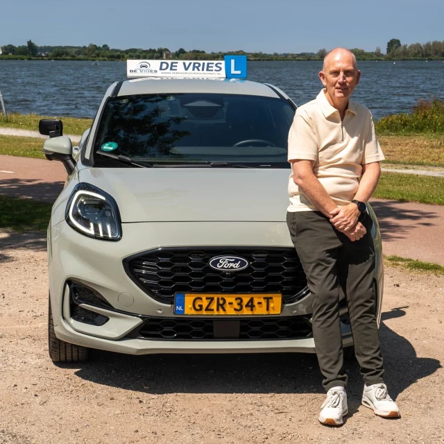 🎉🥳 Onze Ron de Vries is vandaag 63 jaar geworden. Van harte gefeliciteerd! 🎉🥳

#rijles #rijbewijs #rijopleiding #rijopleidingen #rijlessen #autorijles #autorijschool #rijschool #verkeersschool #auto #autos #rismethode #denhaag #zoetermeer #rijswijk #leidschendam #voorburg #delft #scheveningen #autisme #adhd